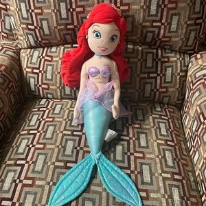 Disney Store Princess Ariel~little mermaid~ doll plush.